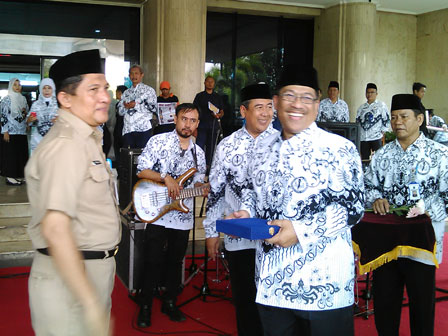 Pencarian PGRI Kepulauan Talaud - Persatuan Guru Republik Indonesia Cabang Kepulauan Talaud